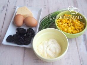ingredienty-salat-s-kukuruzoy-2221443