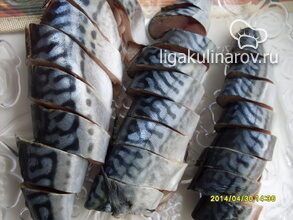 narezat-rybu-dlya-zasolki-2193912