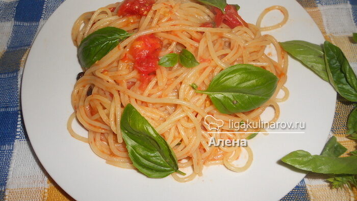 poshagovyy-recept-prigotovleniya-klassicheskih-spagetti-s-pomidorami-2250855-5107363