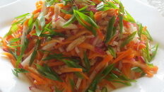 salat-na-garnir-k-myasu-2236657-2432711