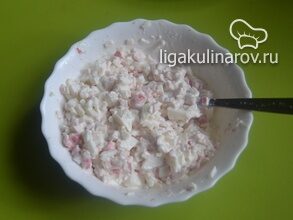 salat-s-krabovymi-palochkami-2114484-2479284