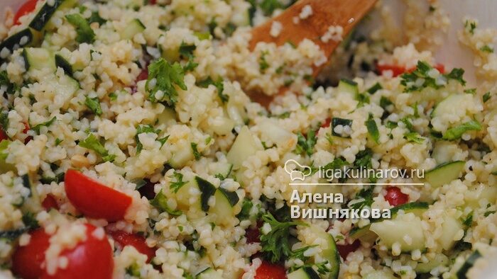 salat-s-pomidorami-i-bulgurom-2237664